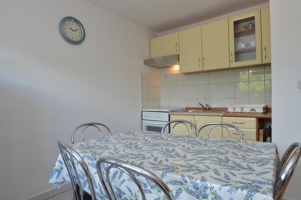 Apartmani Raic マリ・ロシニュ エクステリア 写真